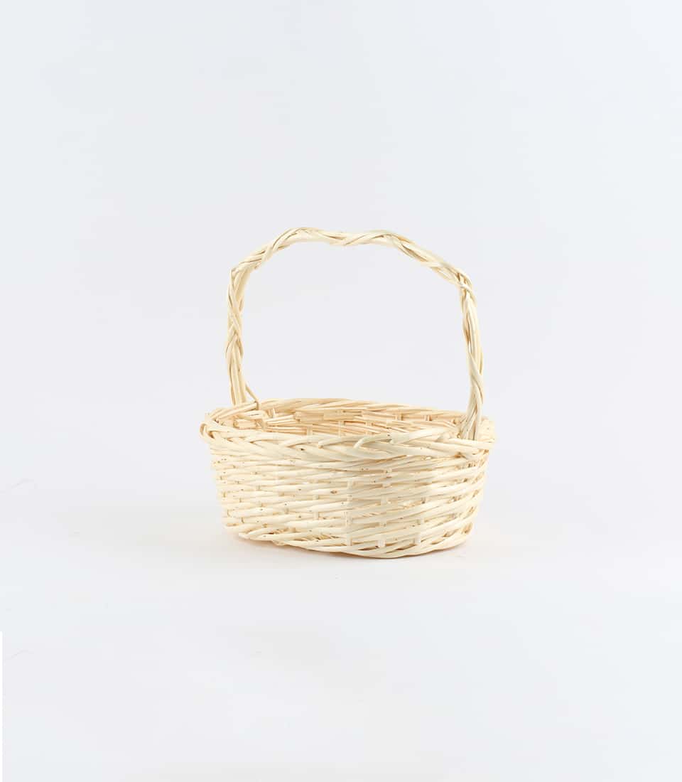Light wicker gift basket with arched handle, empty natural-toned woven design