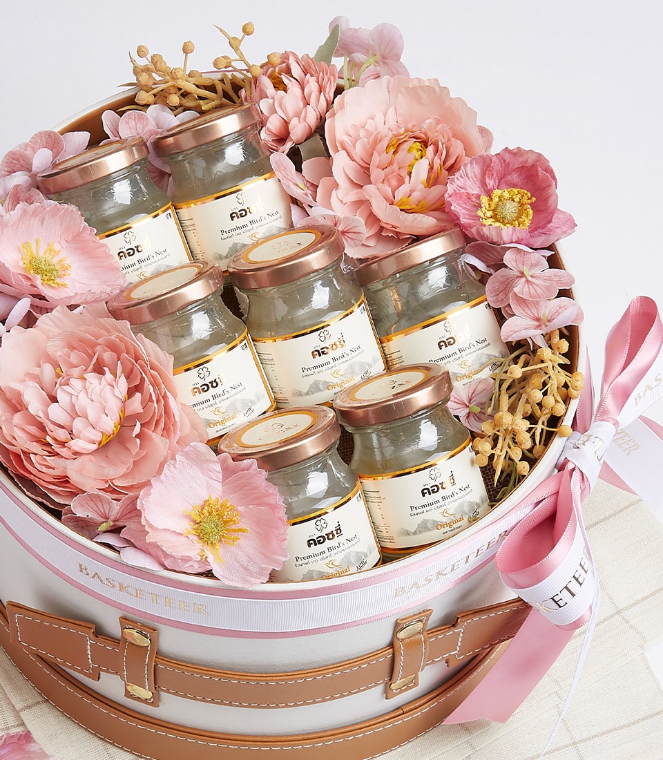 Premium bird's nest gift set in white hatbox with rose gold jars and pink florals