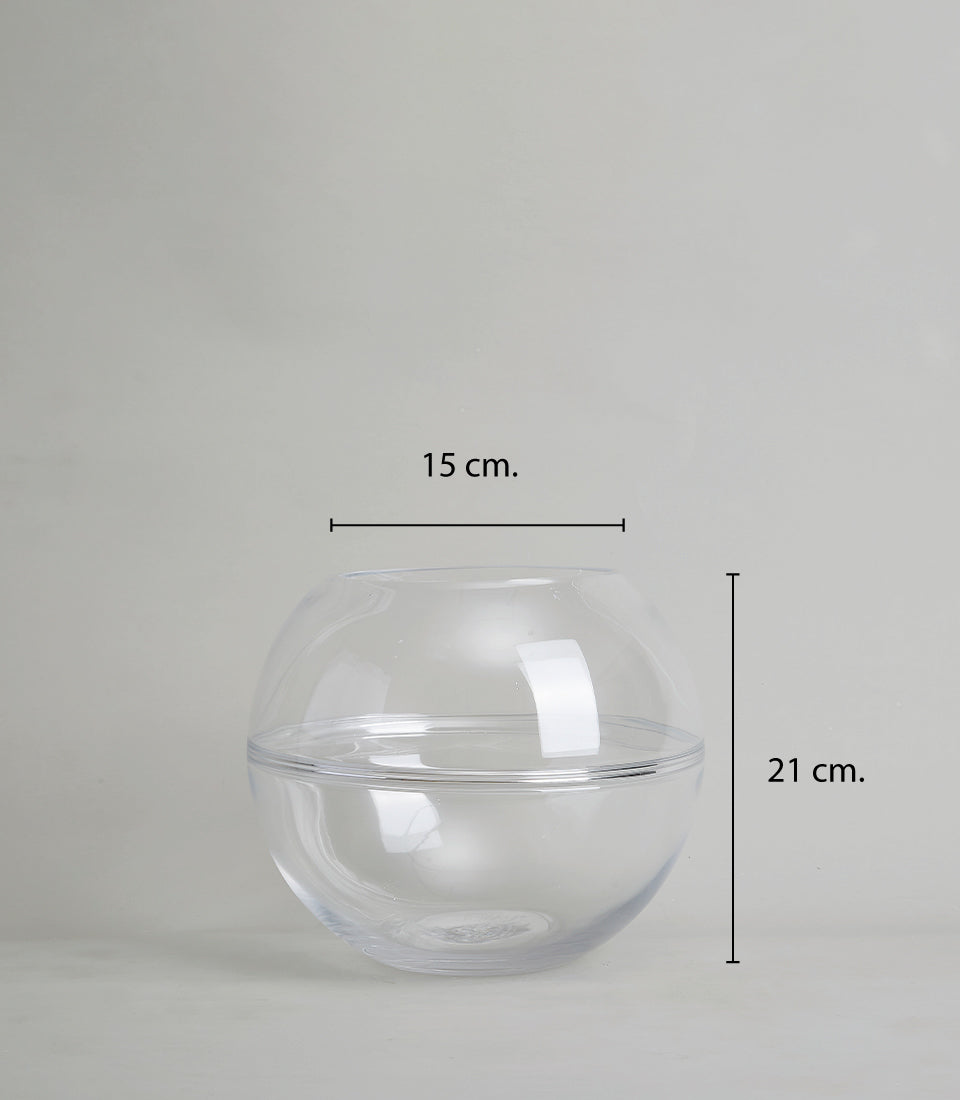 Clear glass bubble vase 21cm height with 15cm opening, perfect for luxury flower arrangements