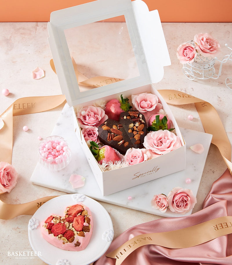 Heart Chocolate & Pink Strawberries Gift