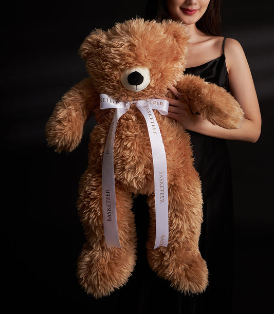 Giant Basketeer teddy bear gift for same-day gift delivery Bangkok. A luxurious and romantic Valentine's gift, tied with Basketeer ribbon.