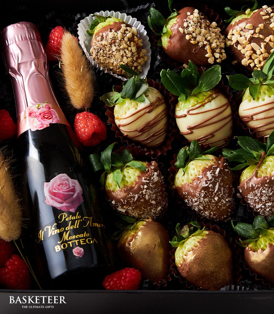 Bottega Rosé sparkling wine with chocolate-dipped strawberries Valentine gift box