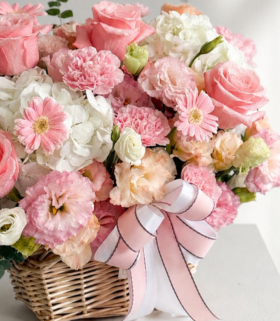 Blushing Bee Sweet Rose & Hydrangea Basket