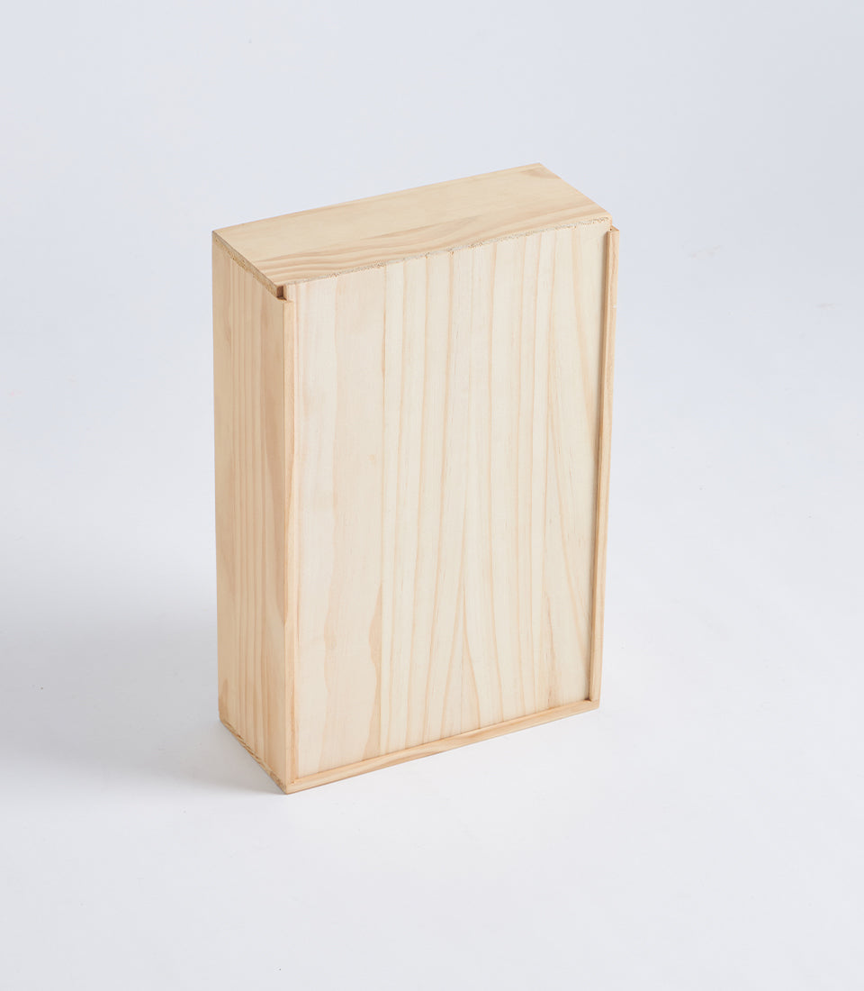 Light Natural Wood Wine and Accessories Gift Box