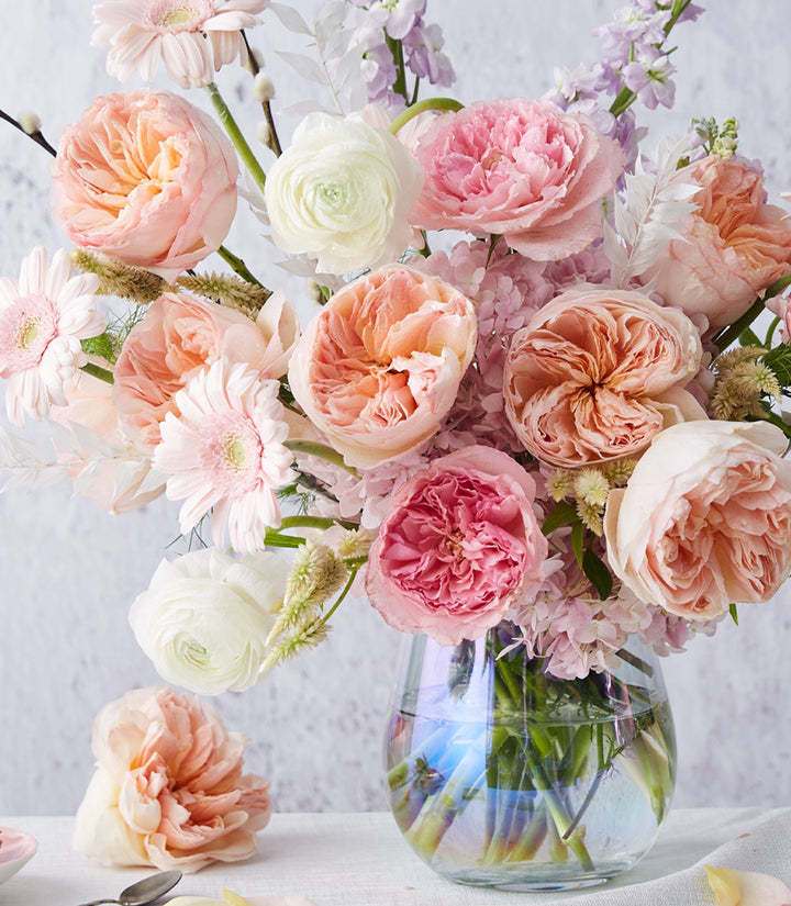 Flower Arrangement 101: Transform Your Home with 6 Styles You Can Do
