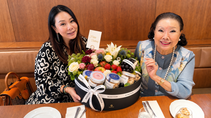 How to Choose a Gift Basket for Elders in Thailand: Polite, Premium, and Thoughtful