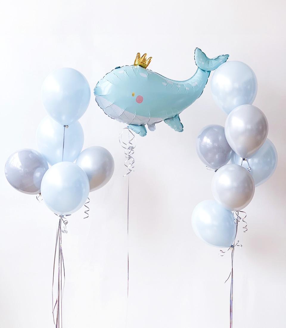 Under the Sea whale foil balloon bouquet with light blue and silver latex balloons for kids' birthday celebrations