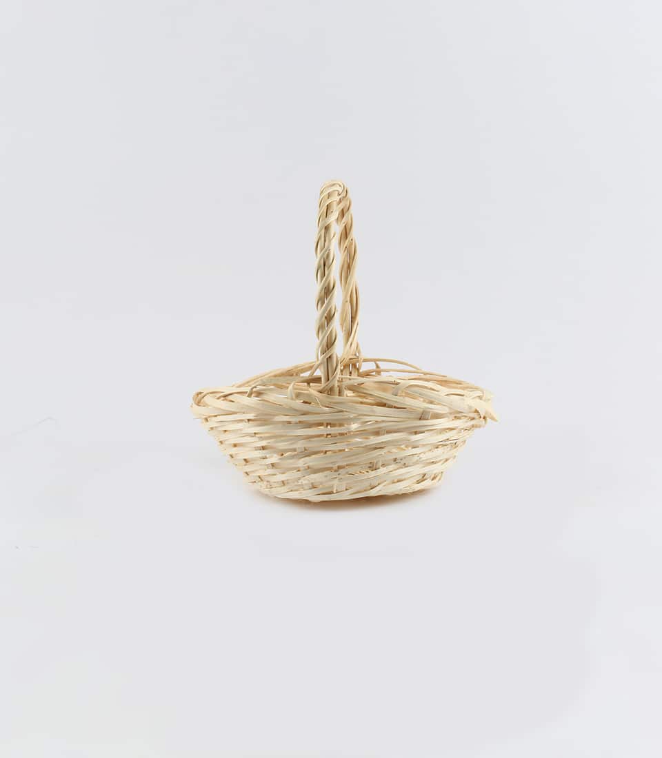 Light wicker basket with twisted handle, natural bamboo weave