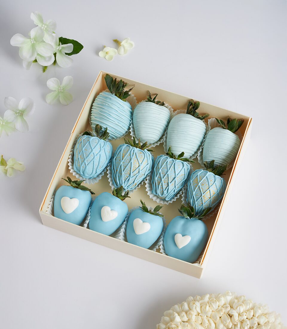 Luxury chocolate-covered strawberries gift box with blue artisan designs and white hearts, twelve-piece Mother's Day