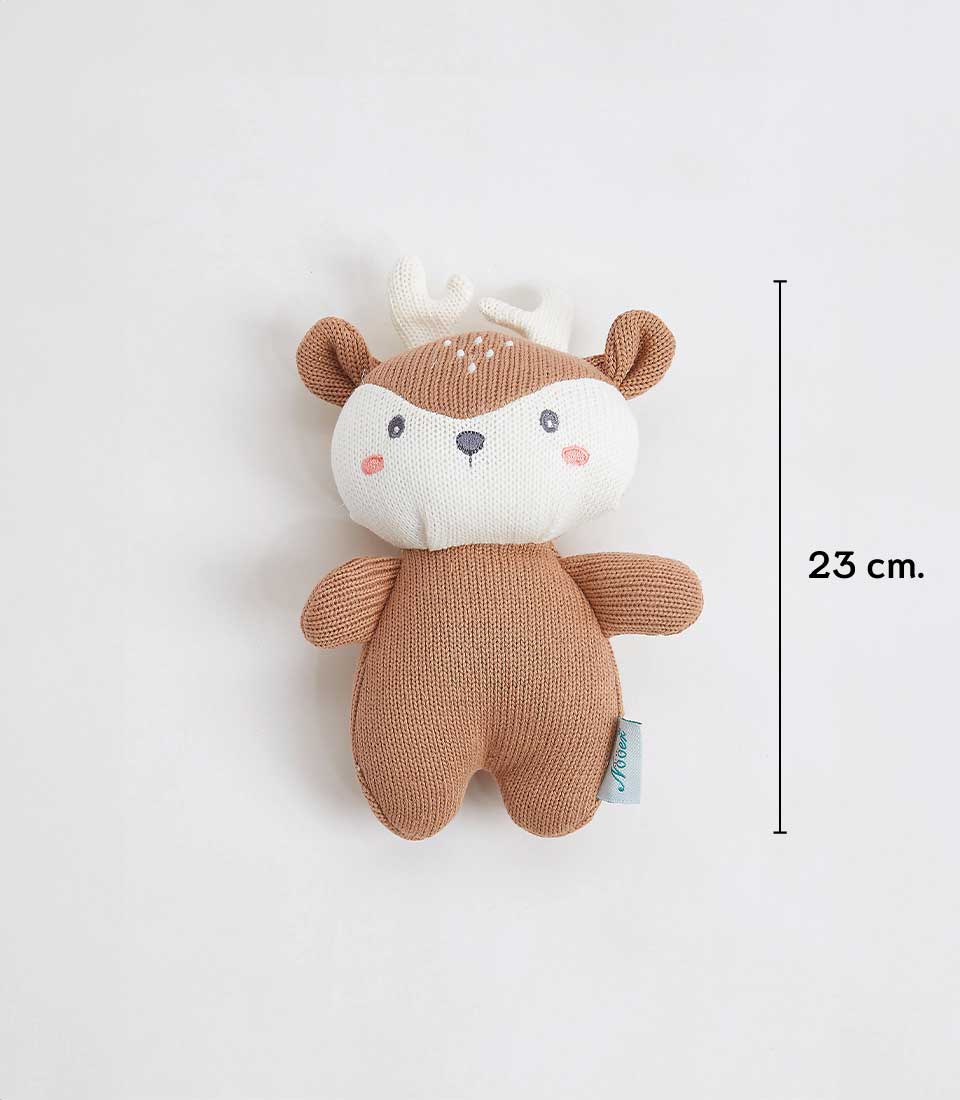 Knitted brown and white deer plush toy with embroidered face, 23 cm tall, perfect for babies and kids