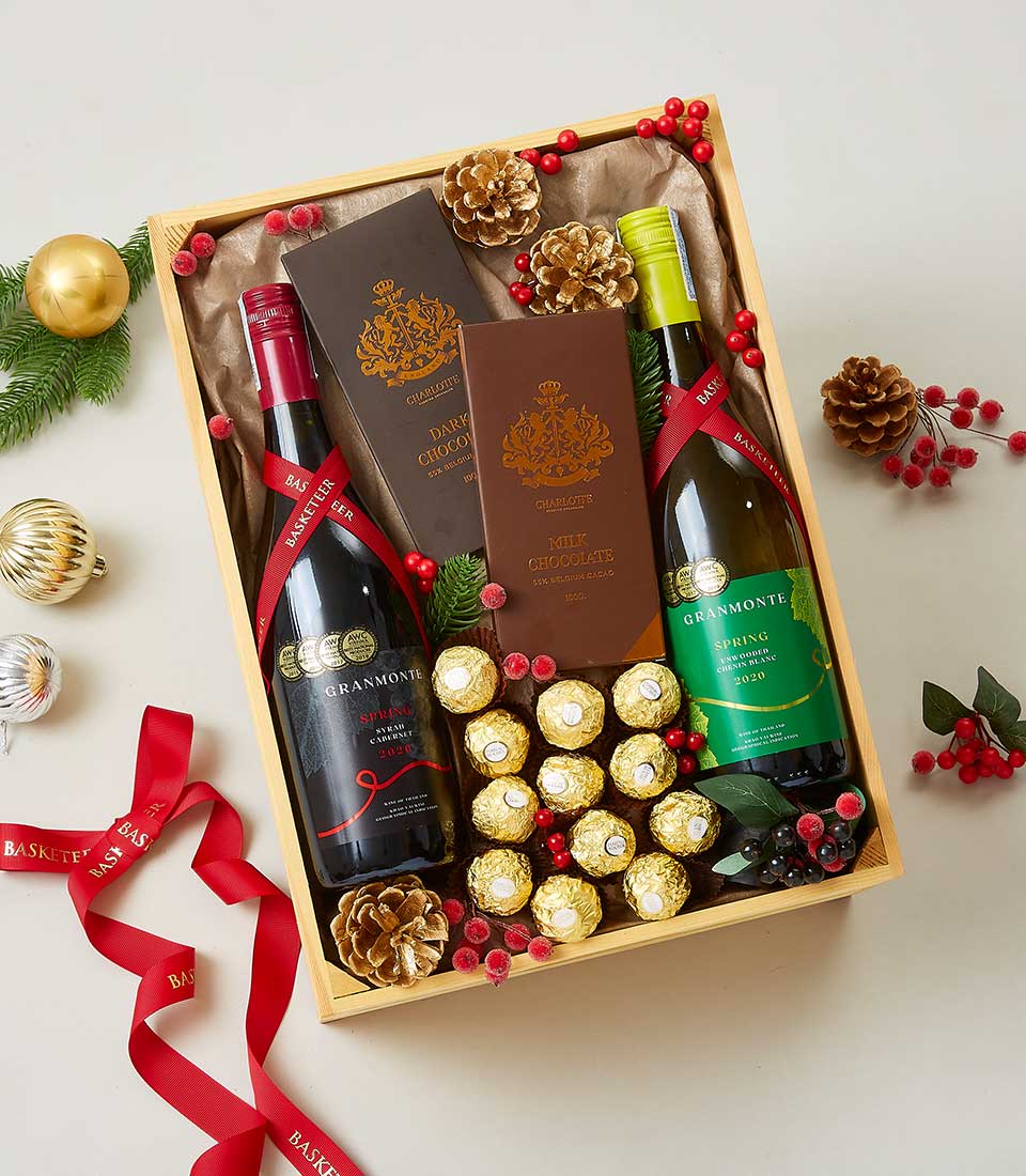GranMonte award-winning red and white wine with Charlotte dark and milk chocolate in festive wooden gift crate