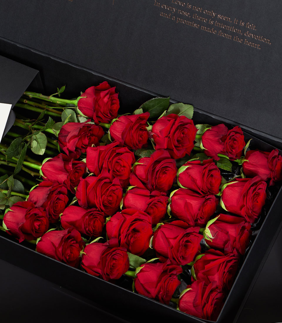 Lush premium red roses from Flowers by Basketeer, a romantic flower box arrangement for flower delivery in Bangkok, Thailand.