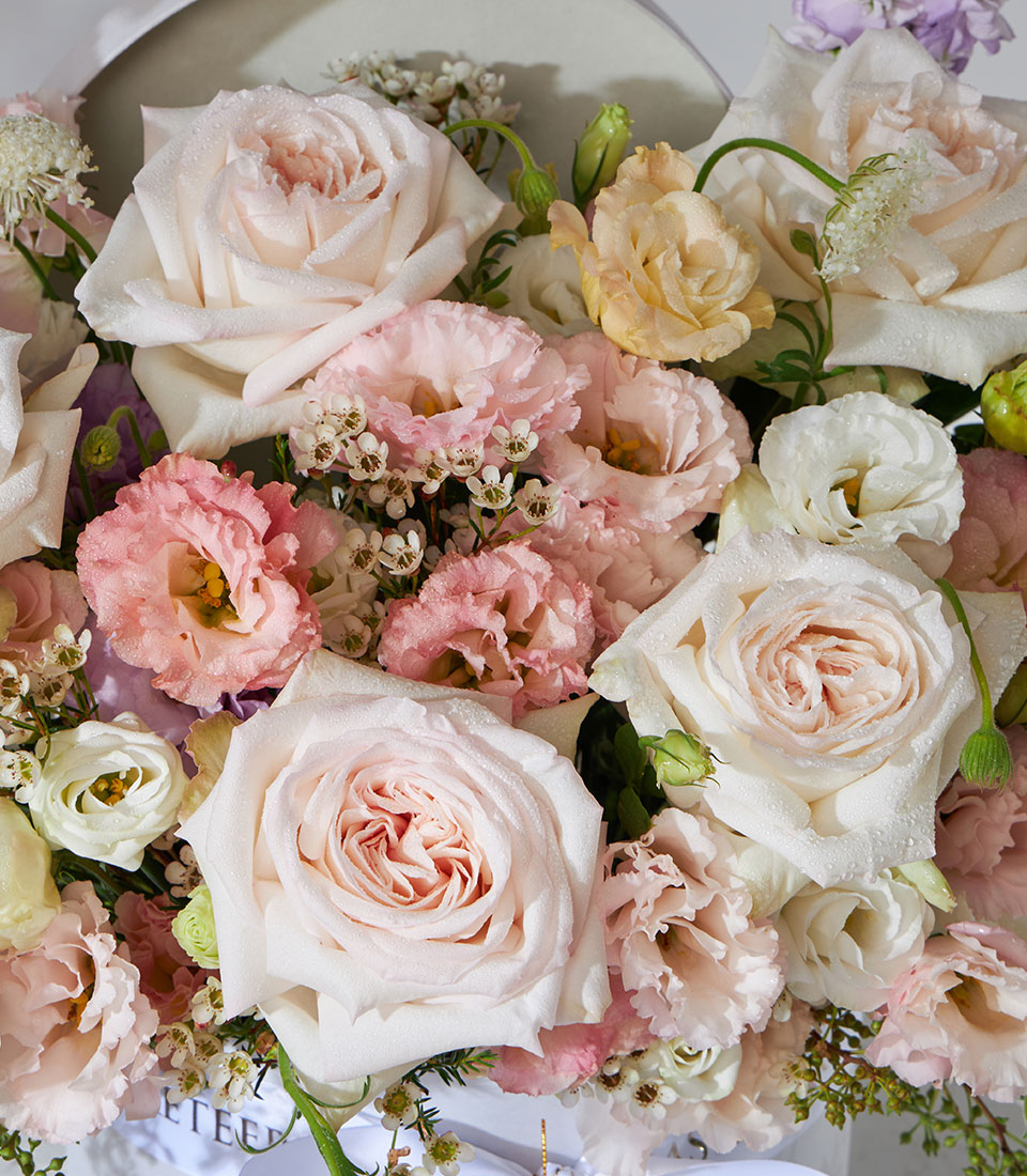 White O'Hara roses and pastel lisianthus fresh flower box for birthday gifting