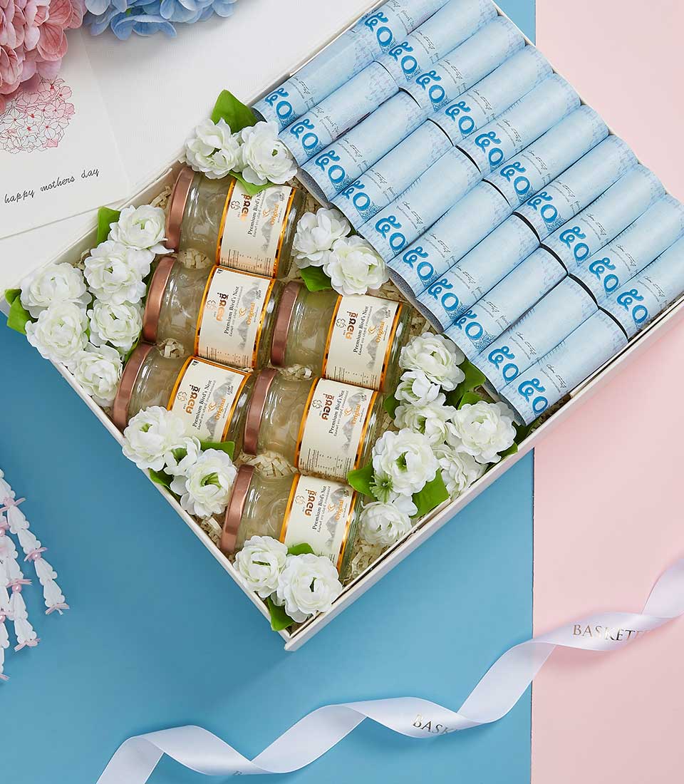 Premium bird's nest gift box with Thai currency and jasmine flowers for Mother's Day