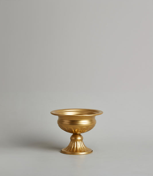 Golden Echo pedestal vase with fluted base and horizontal ridging, polished metal finish