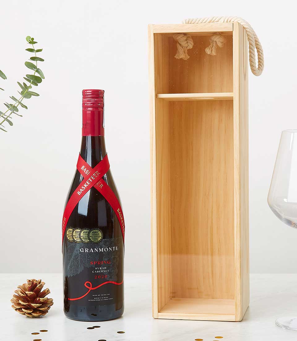 Award-winning Syrah Cabernet red wine with wooden gift box, gold medal wines for premium gifting