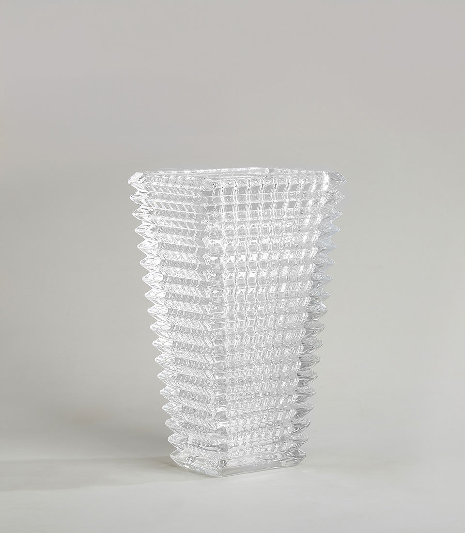 Textured crystal glass rectangular vase, a premium vessel for Flowers by Basketeer's Bangkok flower delivery. Perfect for roses or lilies.