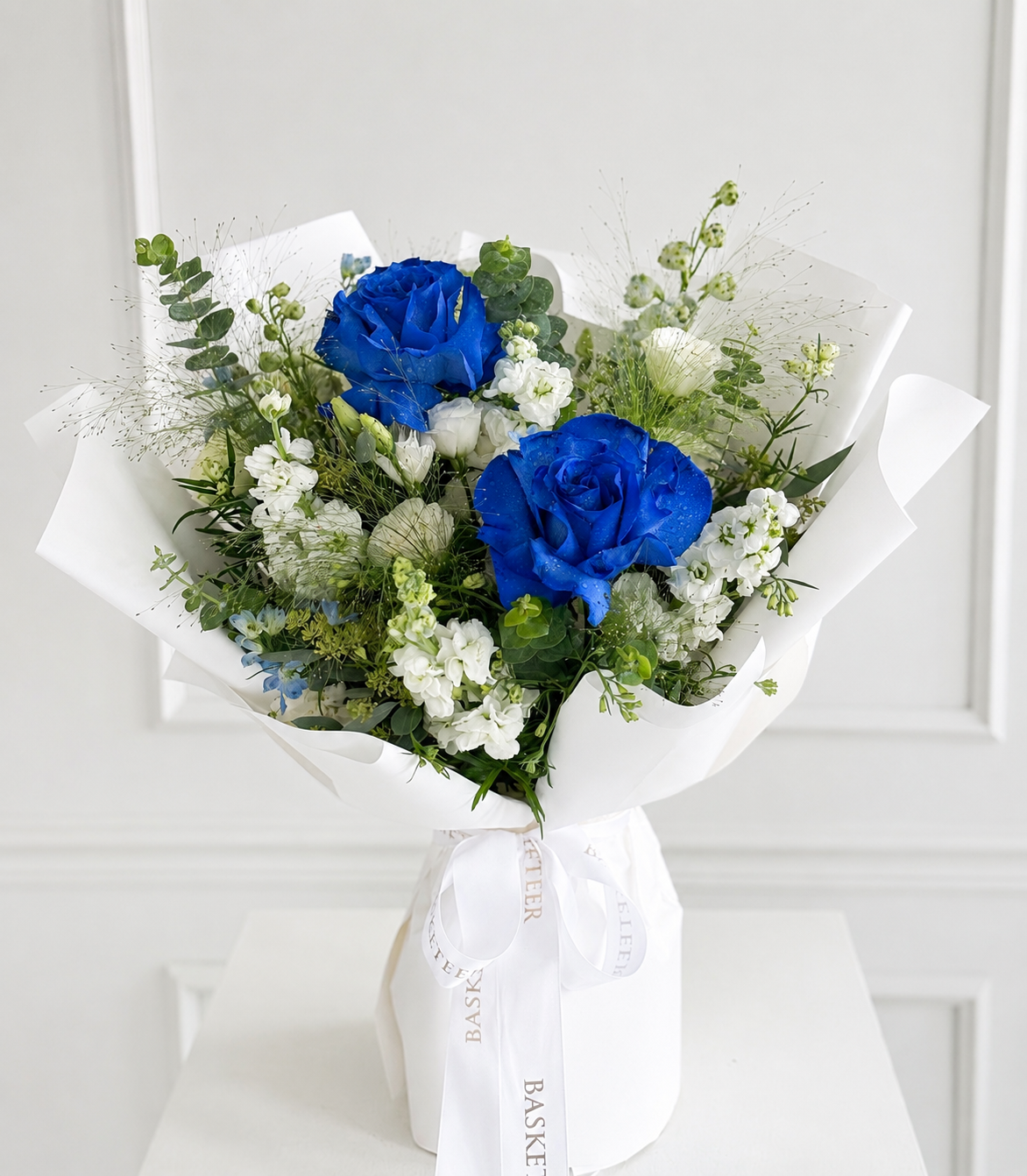 Dreamy Blue Roses Radiance Bouquet