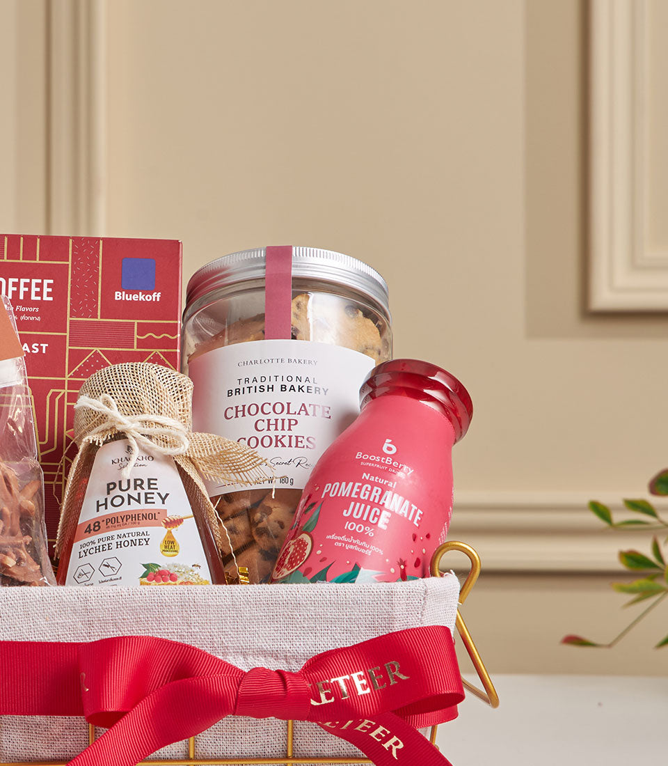 Premium coffee, cookies and honey gift basket with British bakery treats and natural honey for New Year gifting