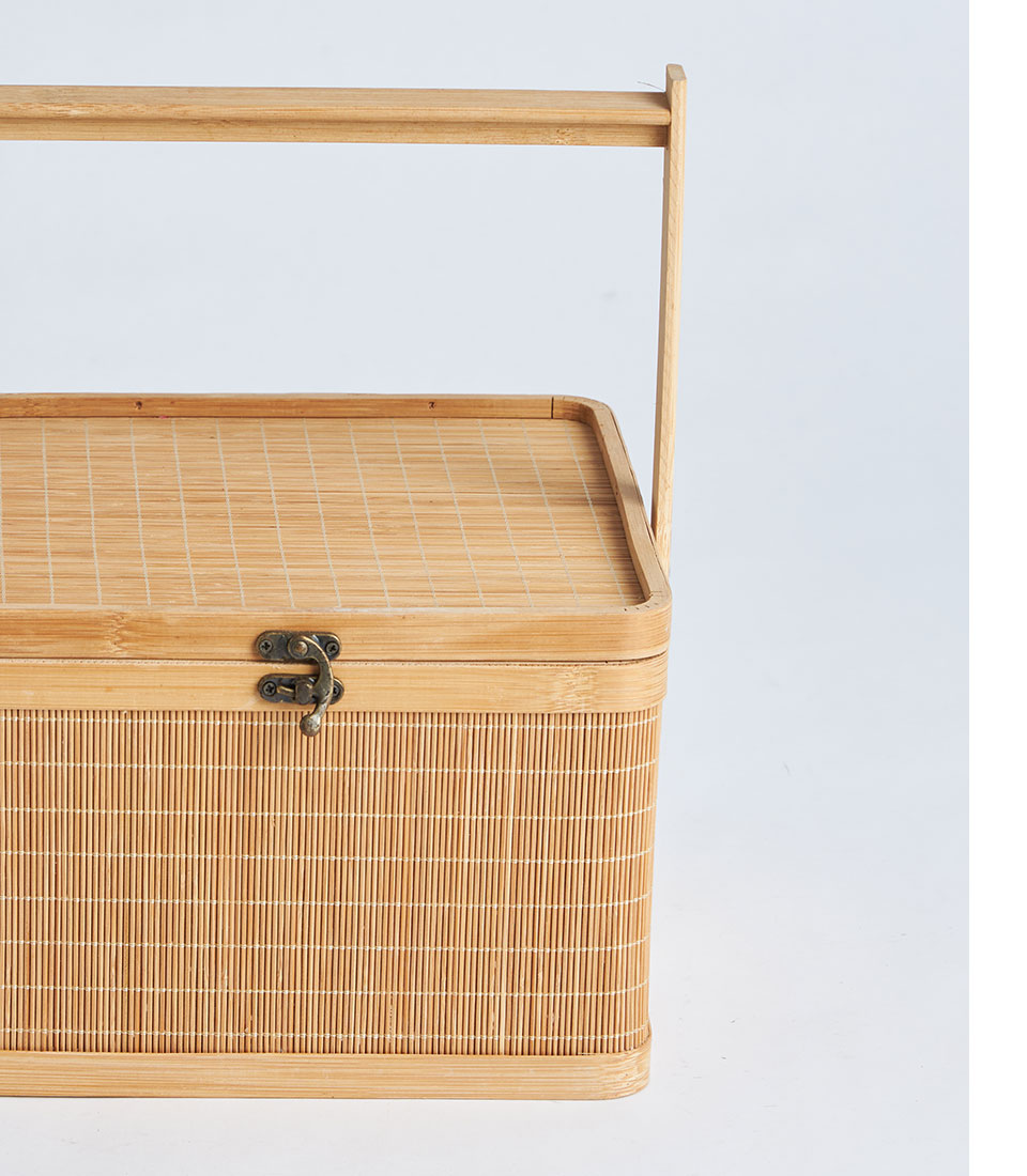 Natural bamboo square storage basket with hinged lid and handle in light brown