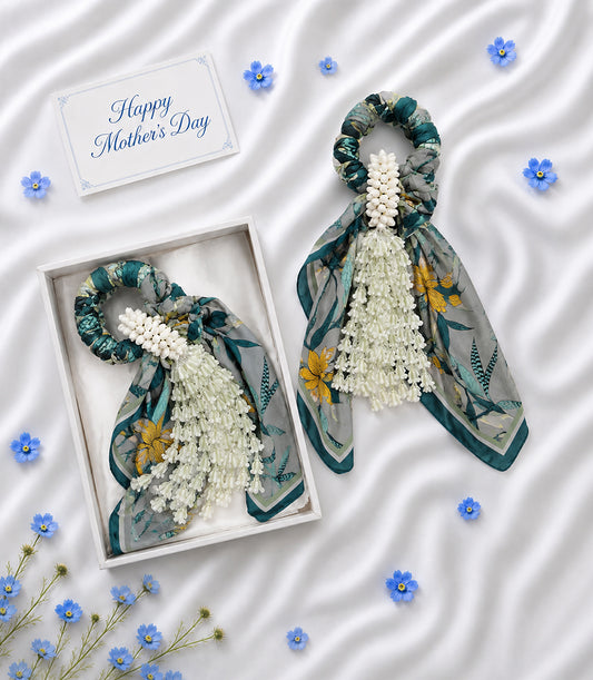 Luxury Jasmine Scarf Garland & Flower Gift Box