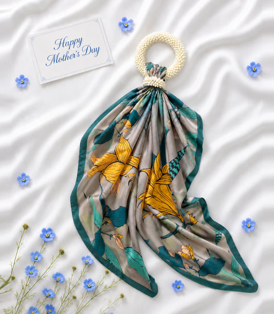 Elegant Jasmine Scarf Garland Gift Box for Mum