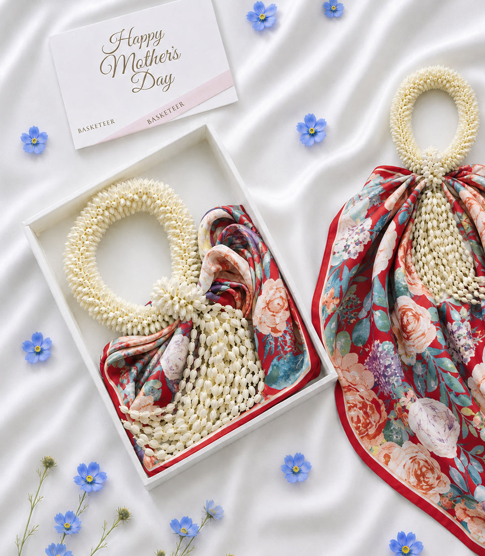 Grand Jasmine Scarf Garland & Flower Box for Mum