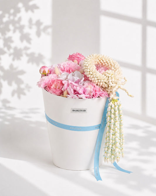 Jasmine Garland & Everlasting Flower Gift Box
