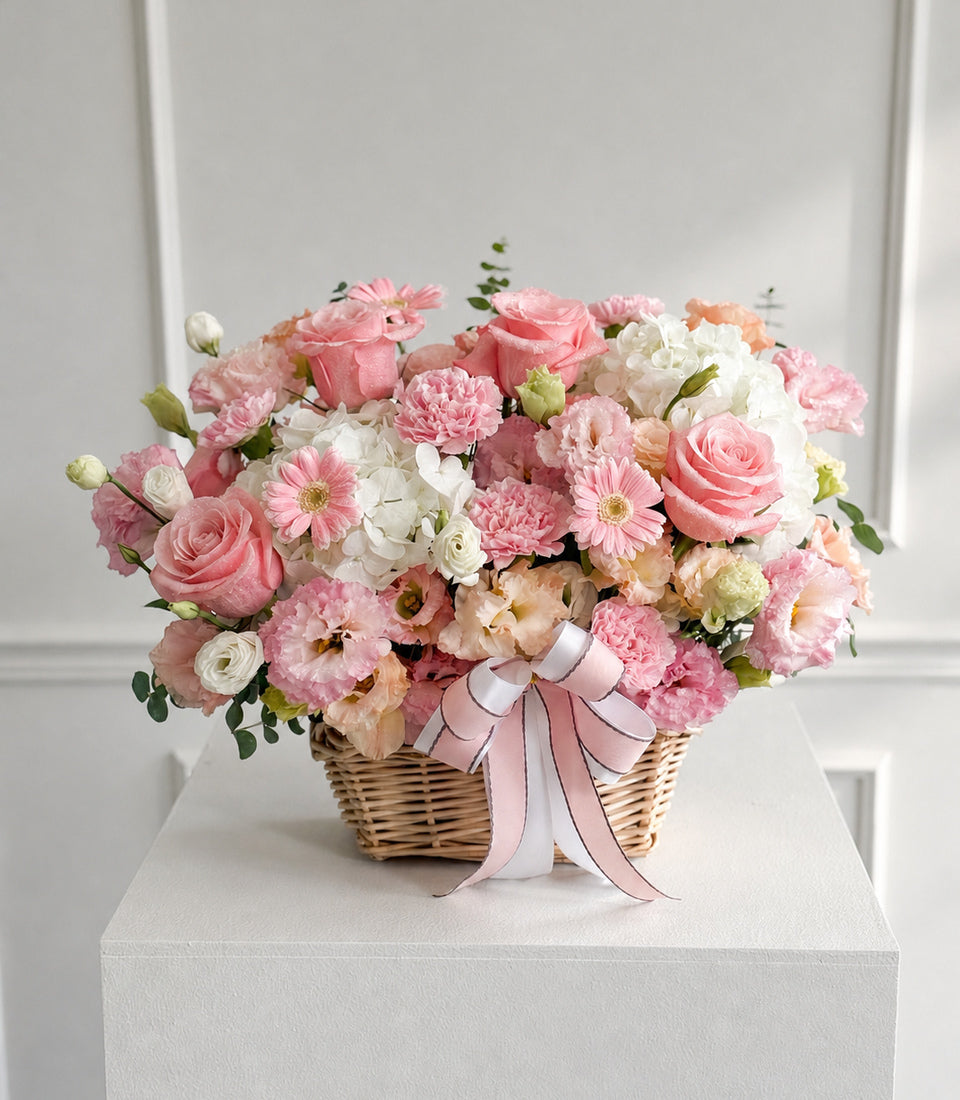 Blushing Bee Sweet Rose & Hydrangea Basket