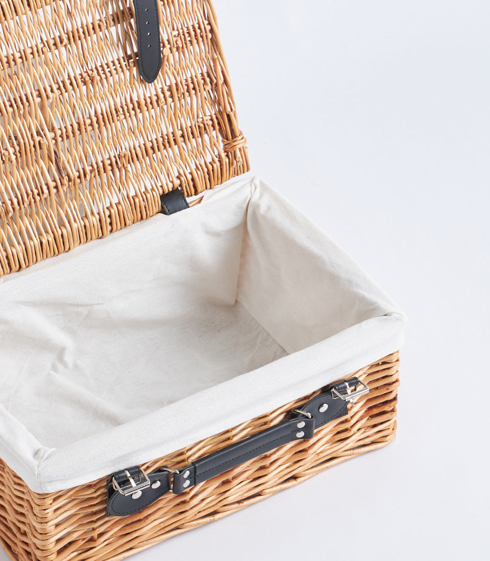 Classic Wicker Picnic Hamper Case