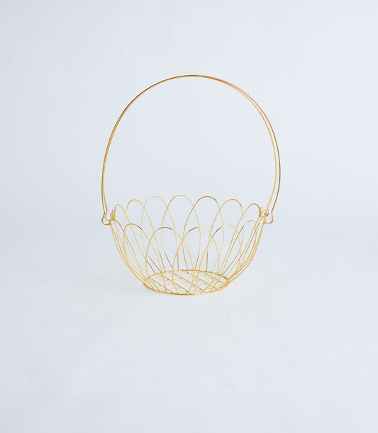 Gold wire basket with scalloped rim and handle for luxury gift presentation
