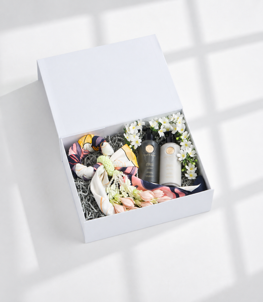 HARNN White Tea Spa & Silk Scarf Gift Box
