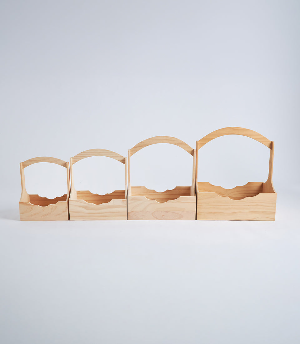 Natural Wood Scalloped Hamper Basket with Handle