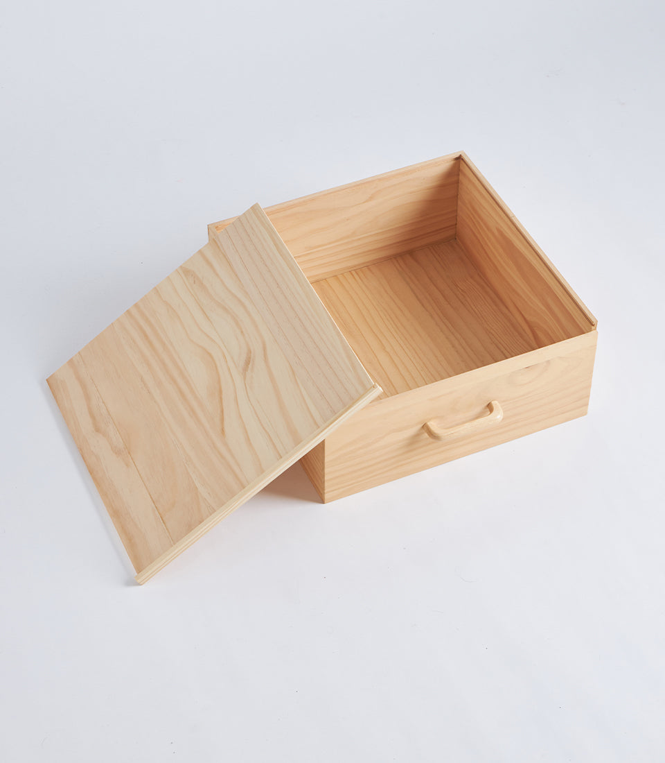Light Natural Wood and Acrylic Display Gift Box