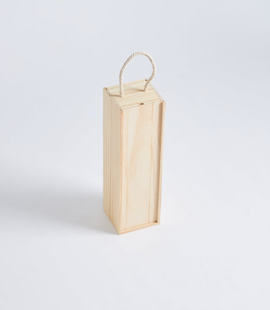 Basketeer premium wooden gift box for a single bottle, featuring light natural wood